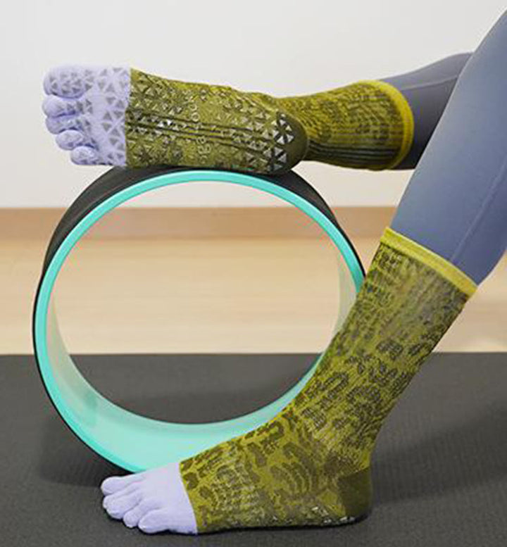 Calzini Olivenorma traspiranti con separazione delle dita, antiscivolo, per Pilates e Barre, con cotone, vestibilità comoda, stampa floreale, calzini yoga a cinque dita - image 4
