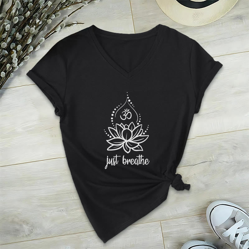 Maglietta con scollo a V per meditazione yoga "Just Breathe" Olivenorma - Nero - 2XL - image 10