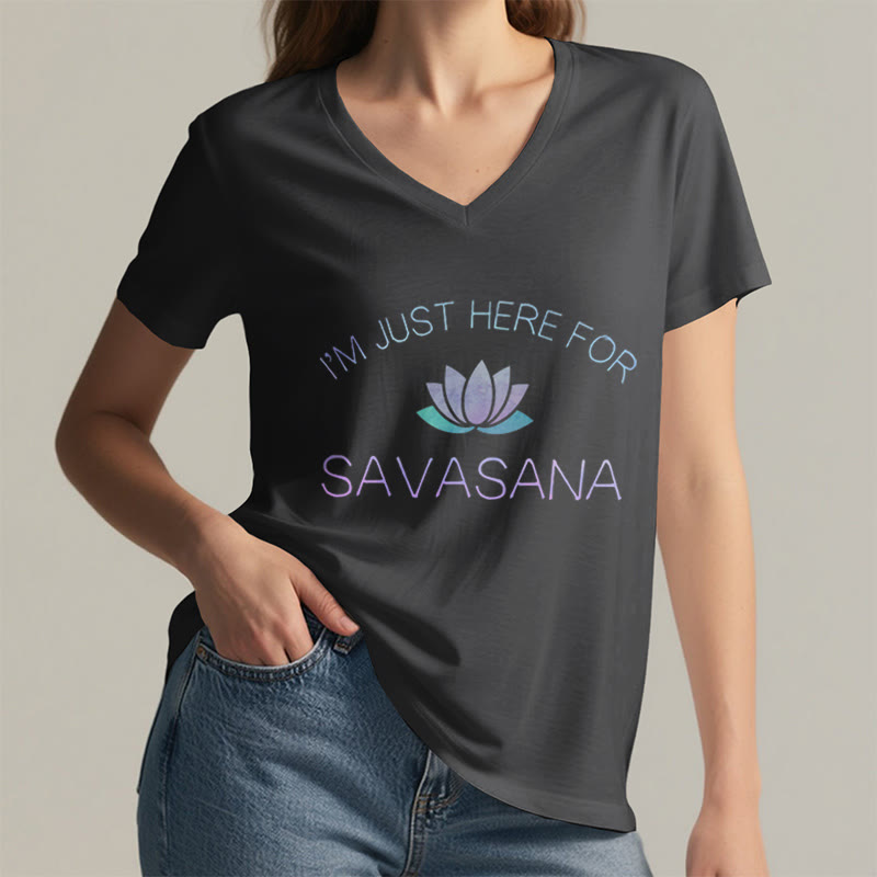 Olivenorma è qui per la maglietta con scollo a V Savasana Yoga - image 3