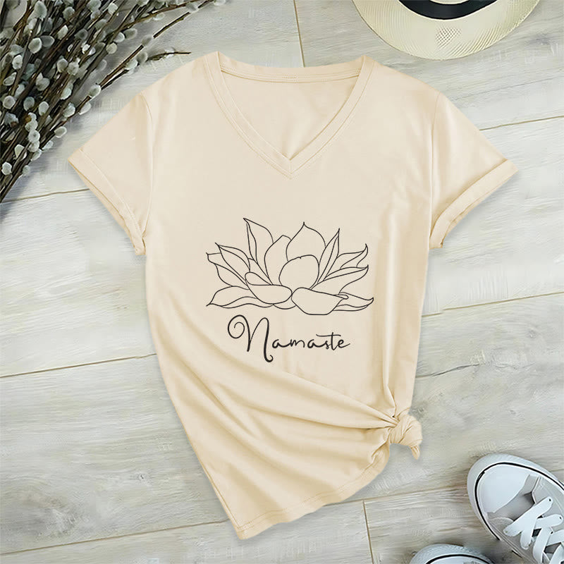 T-shirt Olivenorma oversize Namaste Yoga con scollo a V - Cachi - 2XL - image 0