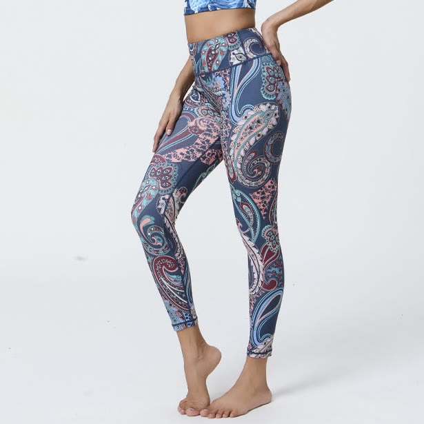 Pantaloni da yoga Olivenorma a vita alta con stampa paisley blu mistico - image 0