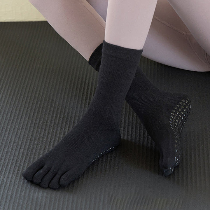 Calze da yoga da donna Olivenorma a cinque dita, traspiranti, antiscivolo, comode e con un'ottima presa, a metà polpaccio. - Nero - 10 paia - image 10