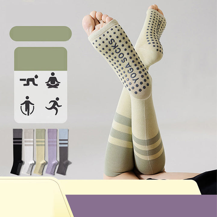 Calze yoga lunghe Olivenorma a compressione con tallone aperto, antiscivolo, in cotone, per snellire e sostenere. - image 3