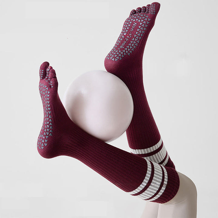 Calze da yoga Olivenorma a cinque dita in cotone antiscivolo, vestibilità slim, ideali per Pilates, Barre e altre attività all'aperto. - image 12