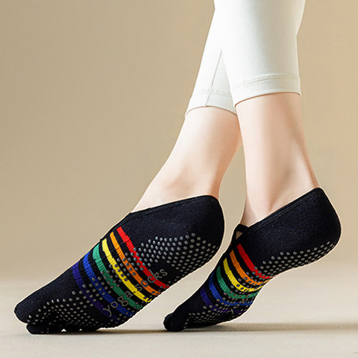 Calze da yoga da donna Olivenorma con cinturino incrociato, senza tallone, cinque dita, con blocchi di colore arcobaleno, antiscivolo e traspiranti. - image 4