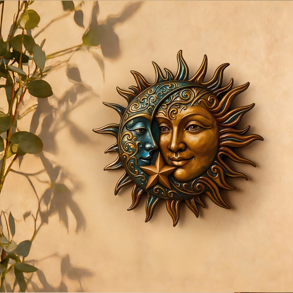 Decorazione murale celeste in metallo con volto di sole e luna Olivenorma - image 1