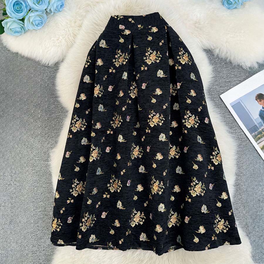 Abito lungo da donna Olivenorma con stampa floreale e uccelli in stile bohémien, vita alta e pieghe. - Piccolo motivo floreale nero - XL - image 9