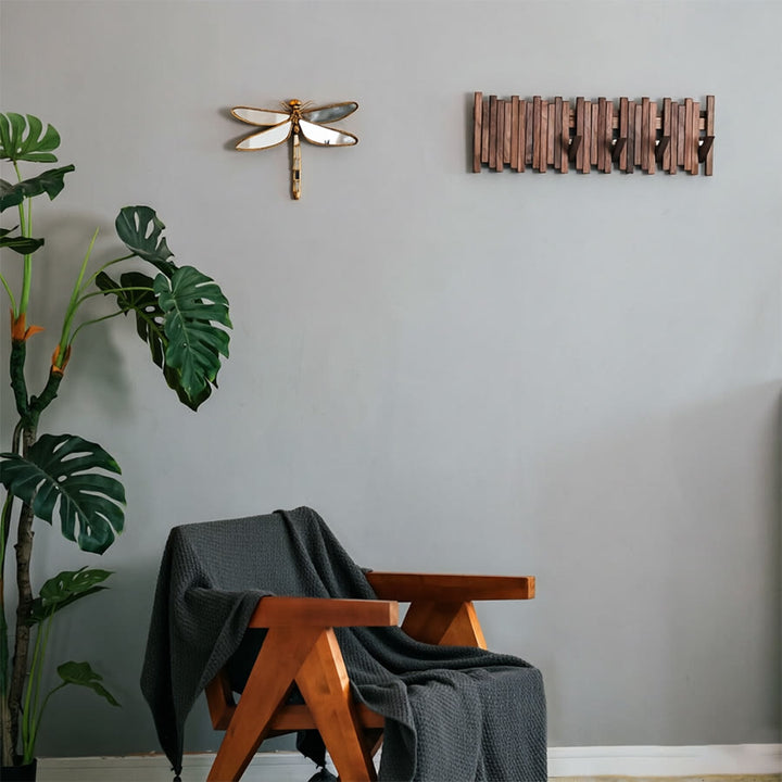 Olivenorma Splendida decorazione murale a forma di libellula per la casa, stile retrò, in resina dorata e vetro, da appendere al muro. - image 11