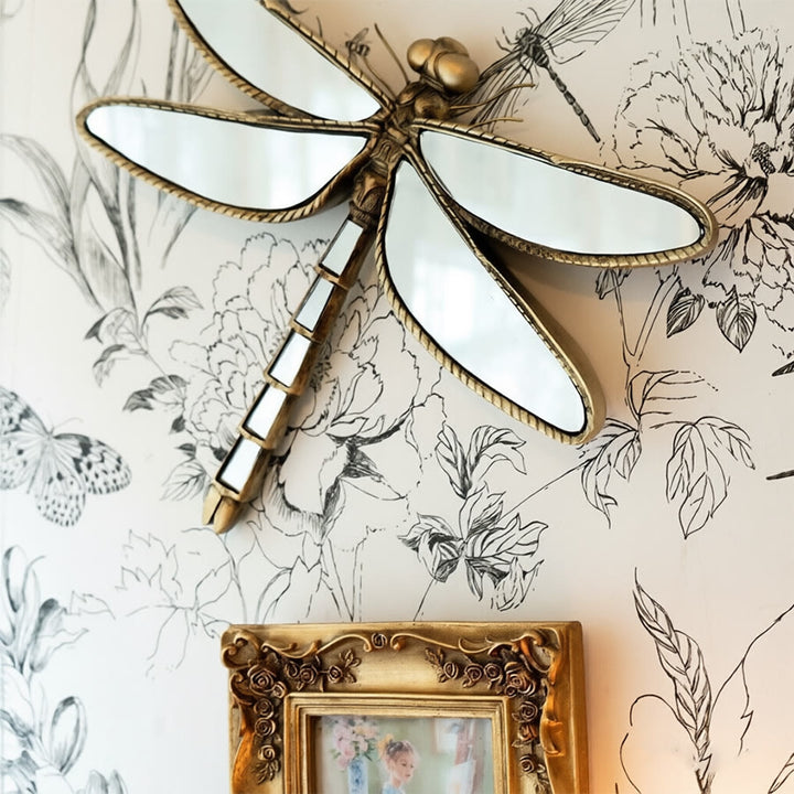 Olivenorma Splendida decorazione murale a forma di libellula per la casa, stile retrò, in resina dorata e vetro, da appendere al muro. - image 6