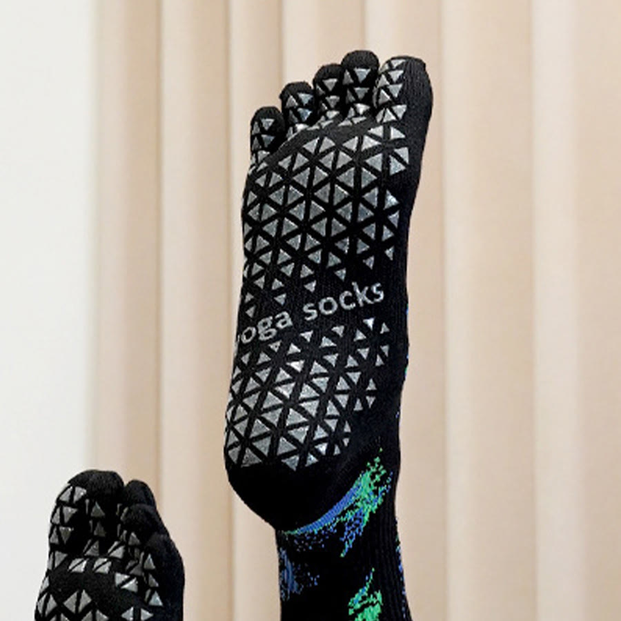 Calze da yoga da donna Olivenorma ad alta elasticità con inserti in silicone antiscivolo per alleviare la pressione e garantire comfort per tutto il giorno in palestra. - image 13