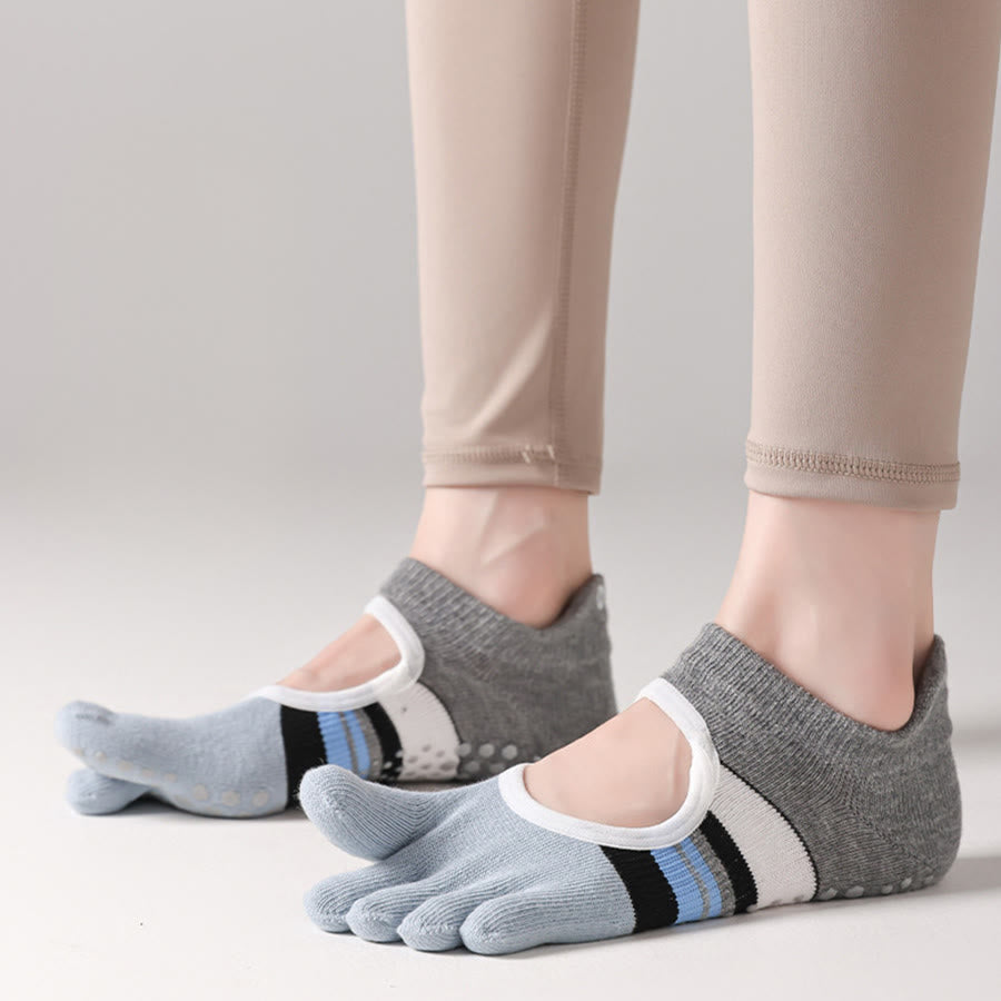 Calzini da yoga da donna Olivenorma con impugnatura in silicone a pianta intera, silenziosi, antiscivolo, per una postura stabile, sollievo dalla pressione e traspiranti. - image 6