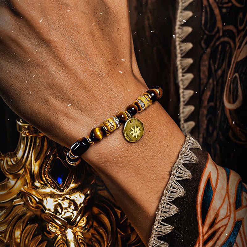 Bracciale con ciondolo a forma di sole e pietra occhio di tigre incisa Olivenorma - image 4