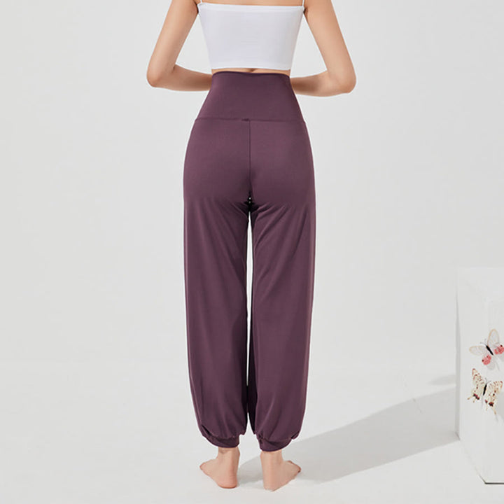 Pantaloni da yoga larghi a vita alta e lunghezza alla caviglia Olivenorma da donna. - image 4