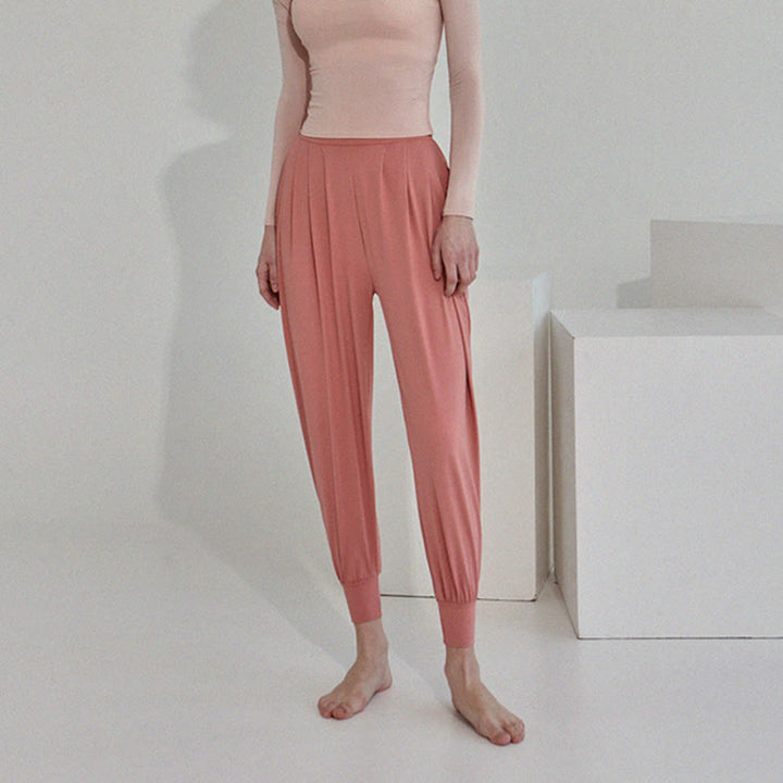 Pantaloni da jogging/yoga da donna Olivenorma Ultra High Waist Pleated Loose Harem Jogger. - image 36