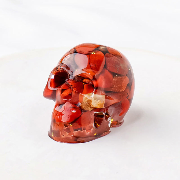 Statuetta a forma di teschio Olivenorma con decorazione in pietra preziosa e simbolo di forza interiore  - Diaspro rosso - Con carta - image 2