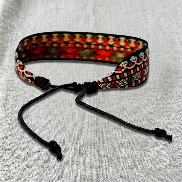 Bracciale etnico intrecciato a mano con motivo tribale decorato Olivenorma - image 2