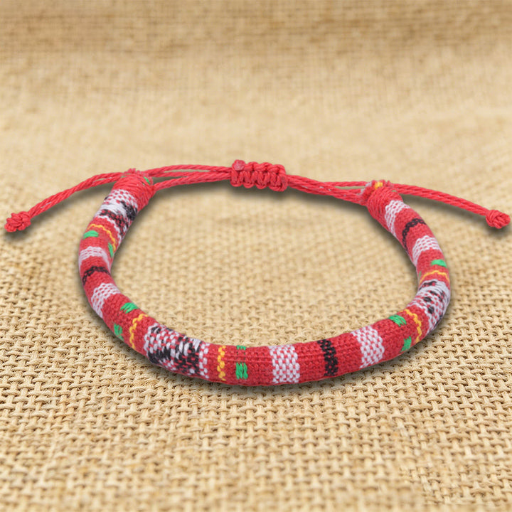 Braccialetto dell'amicizia intrecciato a mano in filo di cotone con motivo etnico bohémien Olivenorma - Chevron rosso - image 9