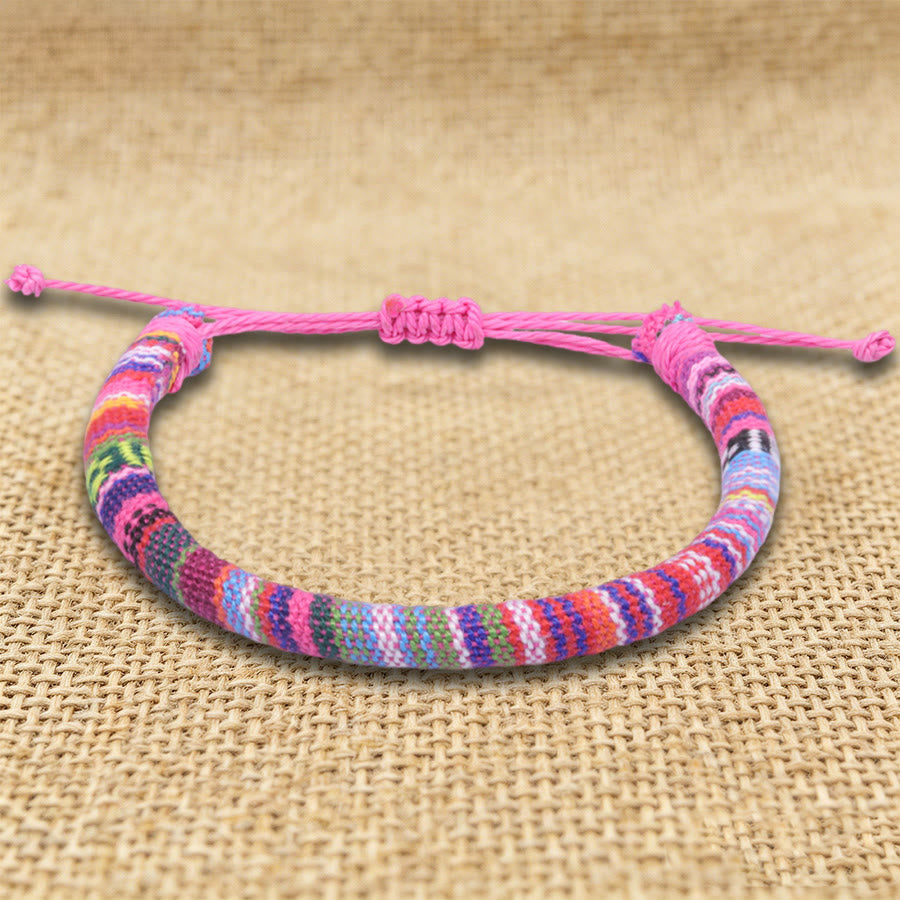 Braccialetto dell'amicizia intrecciato a mano in filo di cotone con motivo etnico bohémien Olivenorma - Rosa pastello - image 6