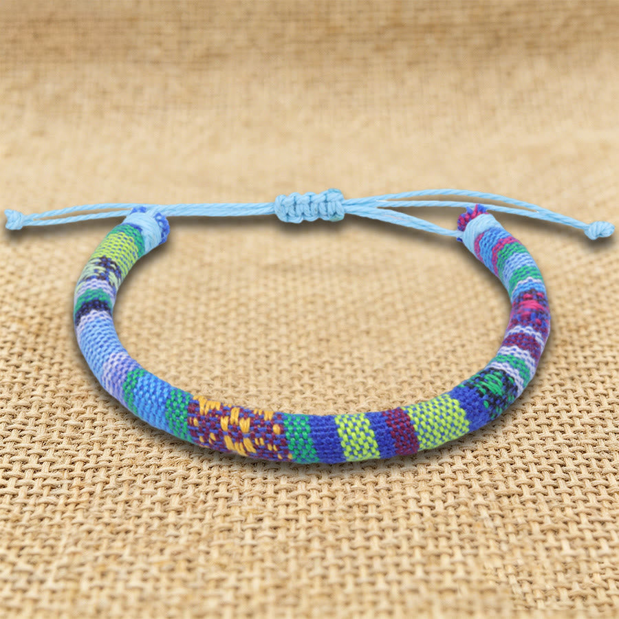 Braccialetto dell'amicizia intrecciato a mano in filo di cotone con motivo etnico bohémien Olivenorma - Patchwork azzurro cielo - image 8