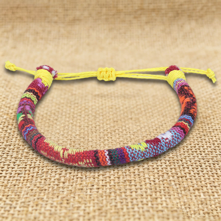Braccialetto dell'amicizia intrecciato a mano in filo di cotone con motivo etnico bohémien Olivenorma - Azteco giallo rosso - image 21