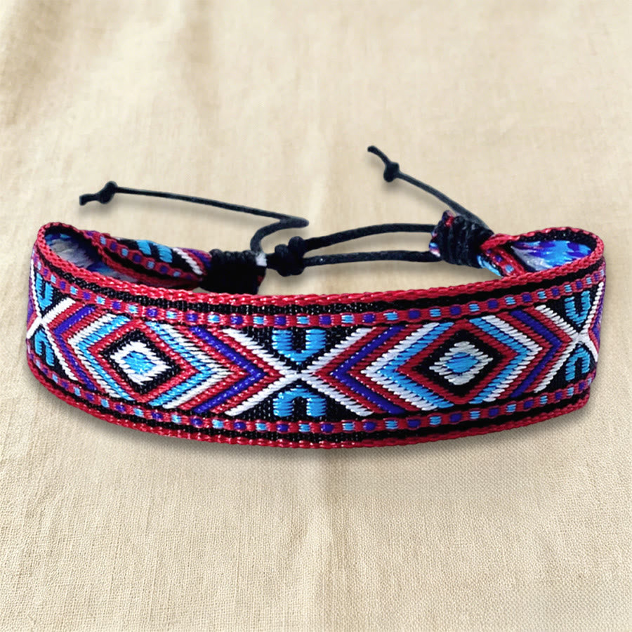 Bracciale intrecciato regolabile con nodo, motivo etnico tribale geometrico Olivenorma , perfetto per tutti i giorni e per le feste. - Modello Scarlatto - image 24