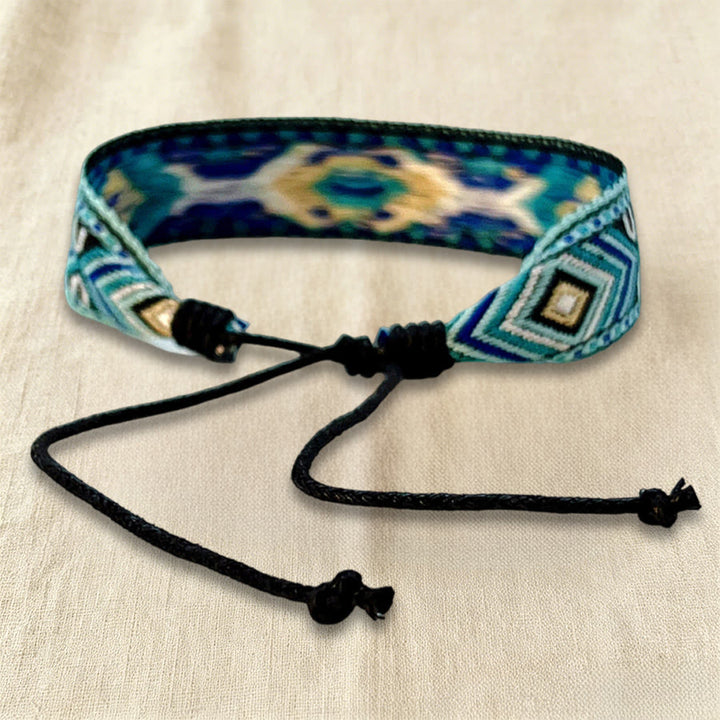 Bracciale intrecciato regolabile con nodo, motivo etnico tribale geometrico Olivenorma , perfetto per tutti i giorni e per le feste. - image 1
