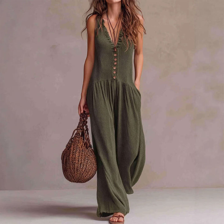 Completo da donna Olivenorma senza maniche con volant, scollo a V, abbottonatura frontale e gamba ampia e comoda. - Verde militare - XXXL - image 0