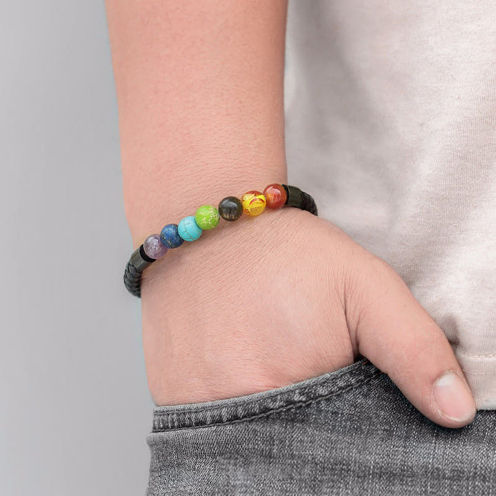 Bracciale Olivenorma in pelle intrecciata con perline di pietra naturale e chiusura magnetica - image 2
