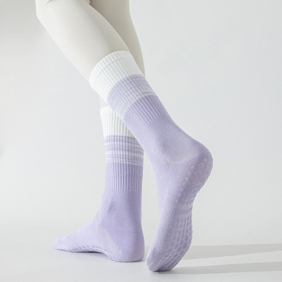 Calzini da yoga da donna Olivenorma bicolore a mezza gamba antiscivolo con pois in silicone. - image 16