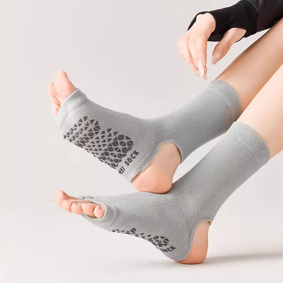 Calze da yoga Olivenorma traspiranti a metà polpaccio antiscivolo con punta e tallone aperti, ideali per donna. - image 11