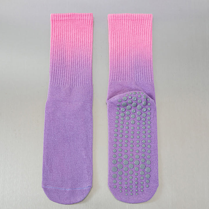 Calzini da yoga da donna Olivenorma con suola antiscivolo in silicone e gradiente di colore, lunghezza media. - Rosso-violetto pallido - 10 paia - image 17