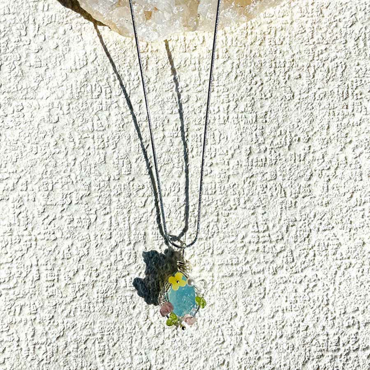 Collana con ciondolo Olivenorma in pietra naturale, fiori in smalto e peridoto - image 4