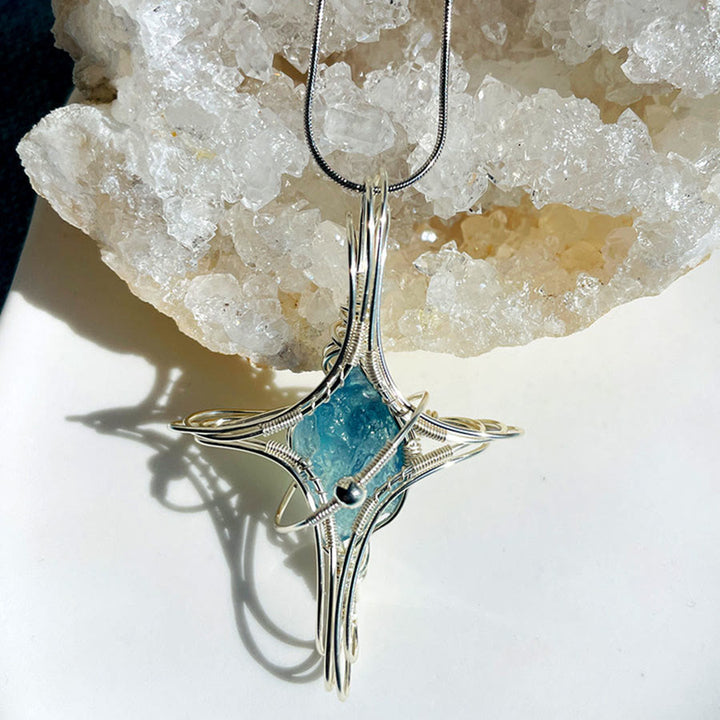 Collana Olivenorma a tema celeste con ametista e acquamarina, realizzata con filo metallico. - Acquamarina e Stella Esplosiva - image 6