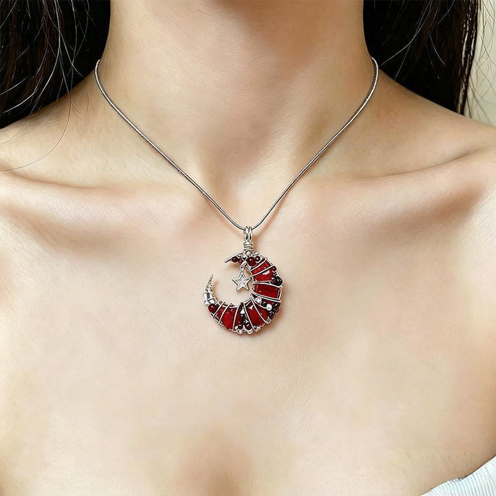 Olivenorma fatta a mano con mezzaluna, granato e vetro rosso, avvolta in filo metallico. - image 4