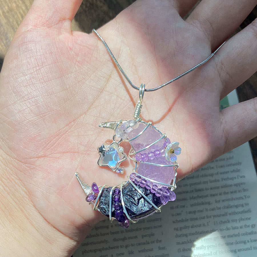 Collana in argento con ciondolo a mezzaluna Olivenorma Raw Crystal e decorazioni a stella e fiore . Collana in argento con ciondolo a mezzaluna e decorazioni a stella e fiore. - image 9