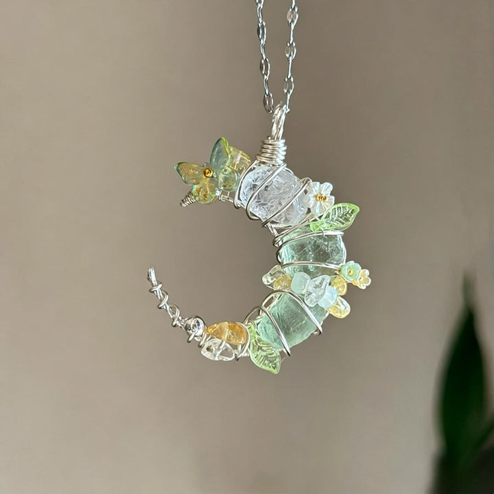 Collana con ciondolo a mezzaluna in cristallo Olivenorma e dettagli a farfalla e stella. - Fluorite - image 8