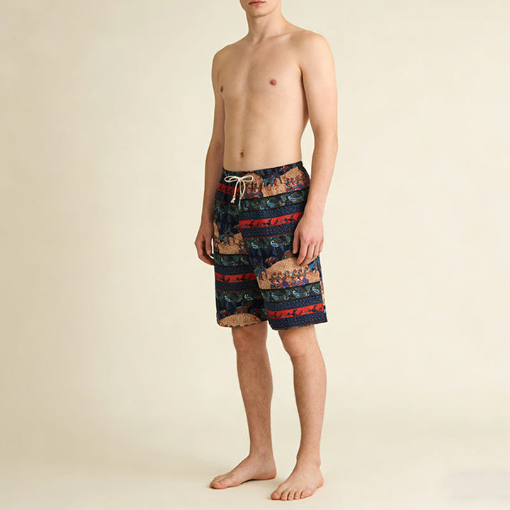 Pantaloncini da uomo Olivenorma a righe multicolore con stampa tribale del sud-est asiatico, ideali per vacanze al mare e tempo libero. - image 2
