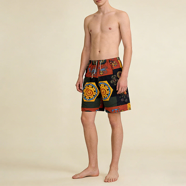 Pantaloncini da uomo Olivenorma con stampa geometrica mandala e patchwork tribale africano, coulisse e vestibilità ampia. - image 3