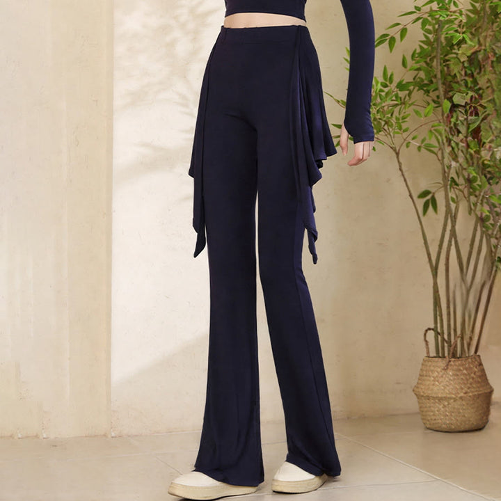 Pantaloni da yoga da donna Olivenorma con vita annodata, design asimmetrico a portafoglio, vita alta e gamba svasata. - image 4