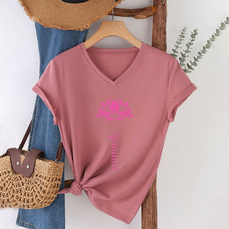 T-shirt Olivenorma Minimal Namaste Lotus Silhouette Print V-Neck - Rosa - 2XL - image 30