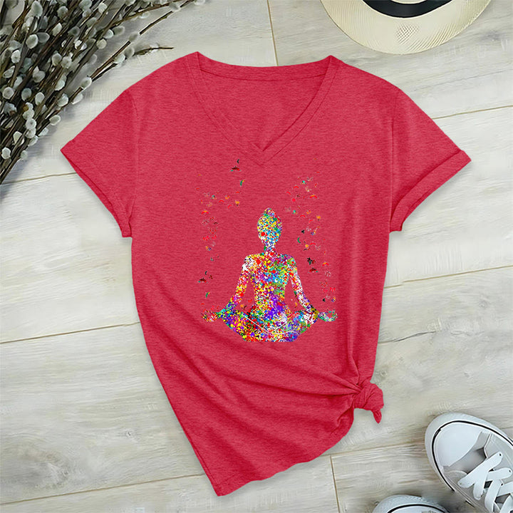 T-shirt da yoga con scollo a V e silhouette in meditazione ad acquerello Olivenorma - image 29