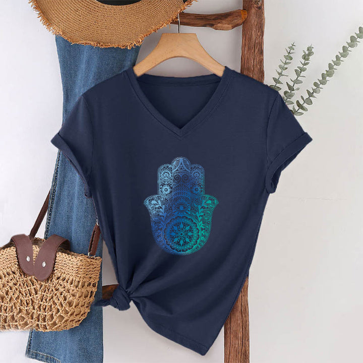 T-shirt da yoga con scollo a V e stampa sfumata della mano di Hamsa e mandala Olivenorma - image 19