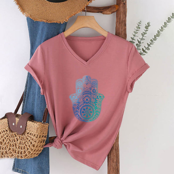 T-shirt da yoga con scollo a V e stampa sfumata della mano di Hamsa e mandala Olivenorma - image 7