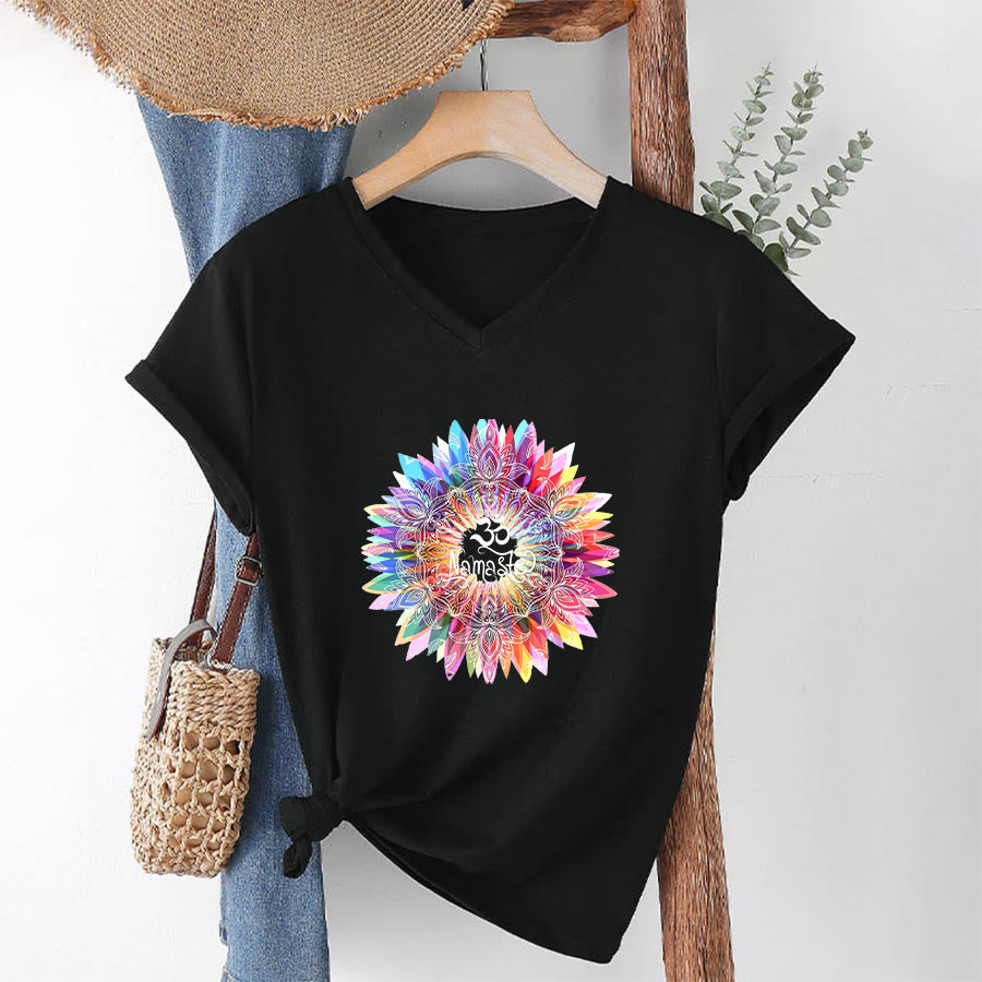 T-shirt con scollo a V ispirata al Mandala Om Namaste ispirata allo Zen Olivenorma - Nero - 2XL - image 12