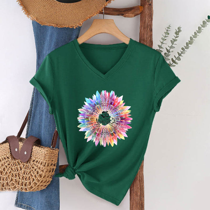 T-shirt con scollo a V ispirata al Mandala Om Namaste ispirata allo Zen Olivenorma - Verde scuro - 2XL - image 21