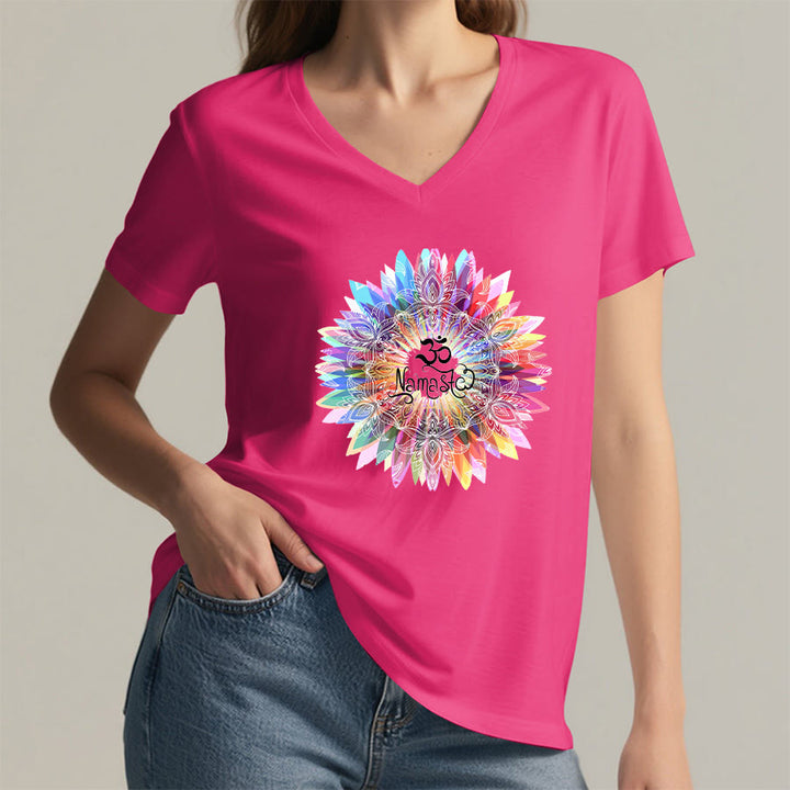 T-shirt con scollo a V ispirata al Mandala Om Namaste ispirata allo Zen Olivenorma - image 34