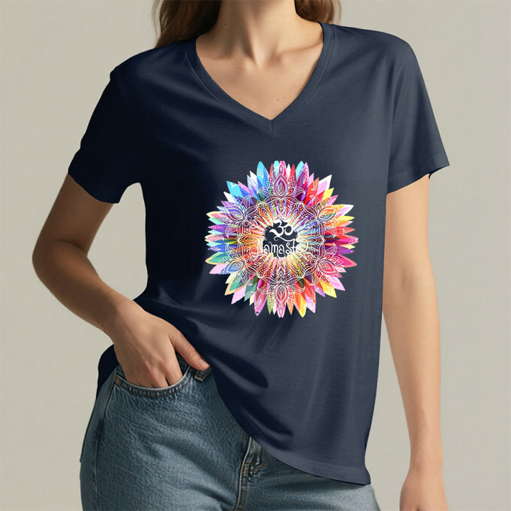 T-shirt con scollo a V ispirata al Mandala Om Namaste ispirata allo Zen Olivenorma - image 19