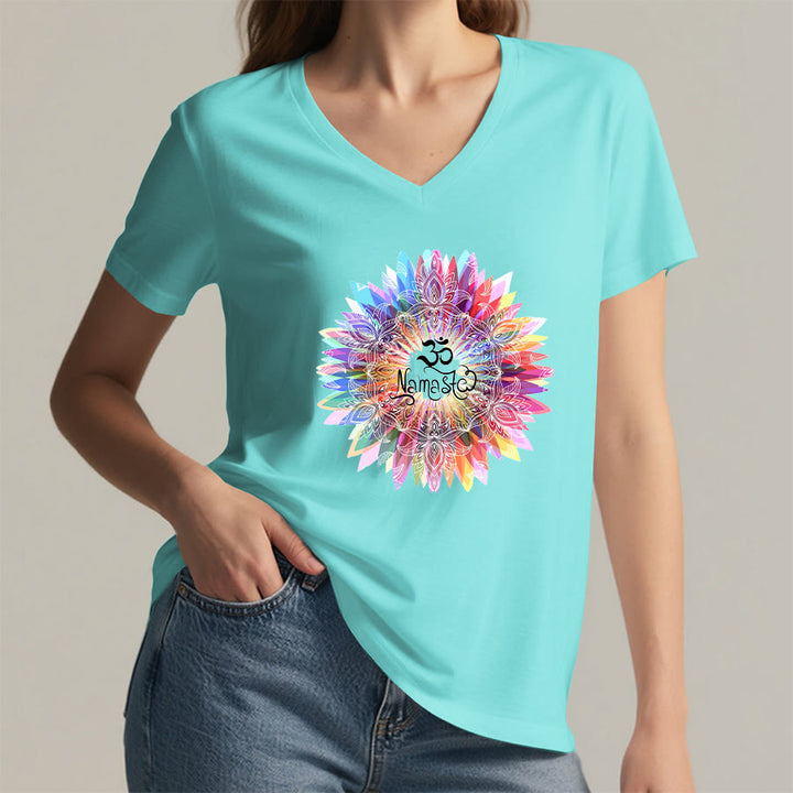T-shirt con scollo a V ispirata al Mandala Om Namaste ispirata allo Zen Olivenorma - image 10