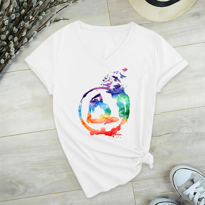 T-shirt Olivenorma con stampa di silhouette di pose yoga ad acquerello e uccelli, con scollo a V. - Bianco - 2XL - image 18