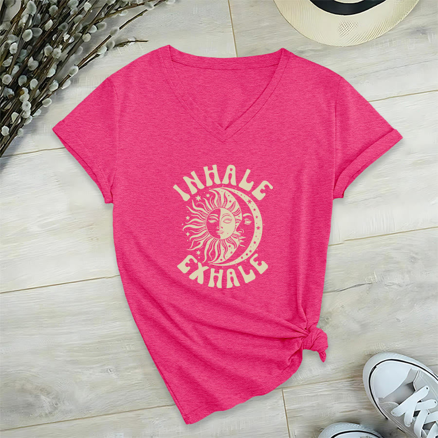 T-shirt Olivenorma Boho Sun Moon con grafica "Inhale Exhale" e scollo a V. - Rosso rosa - 2XL - image 33
